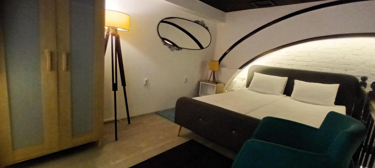 Old Cafe Spa Apartment Belgrado Exterior foto