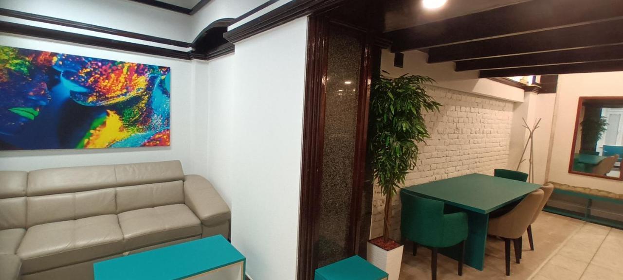 Old Cafe Spa Apartment Belgrado Exterior foto
